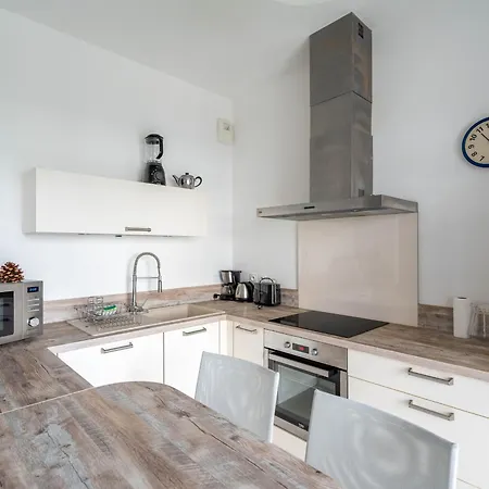 T3 En Centre-ville D'arcachon, Proche Plage, Avec Parking Et Balcon - Fr-1-319-439 Apartamento *