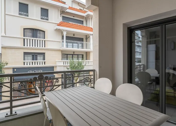 Apartamento T3 En Centre-ville D'arcachon, Proche Plage, Avec Parking Et Balcon - Fr-1-319-439
