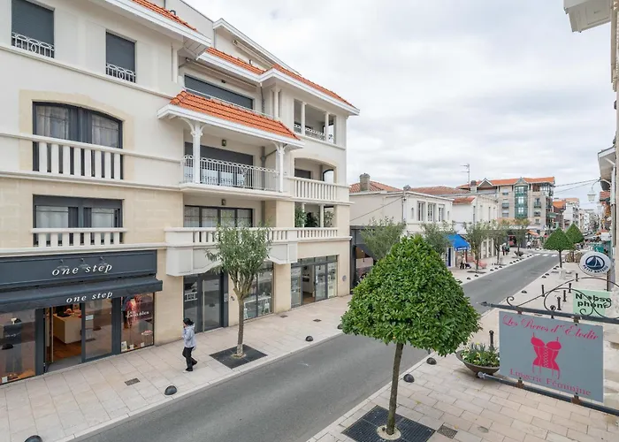 Apartamento T3 En Centre-ville D'arcachon, Proche Plage, Avec Parking Et Balcon - Fr-1-319-439