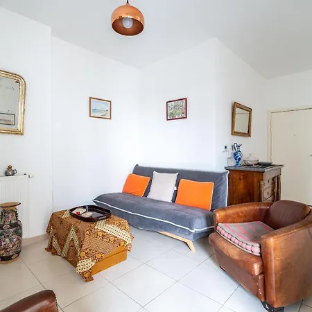 Apartment T3 En Centre-ville D'arcachon, Proche Plage, Avec Parking Et Balcon - Fr-1-319-439