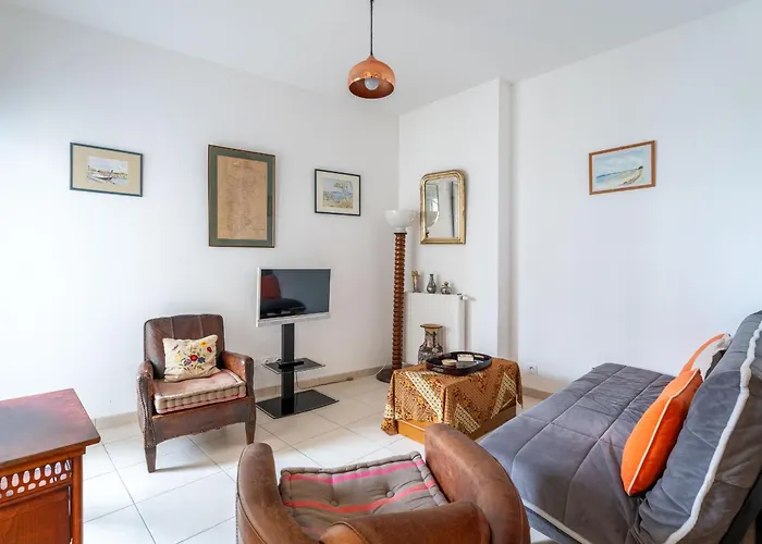 T3 En Centre-ville D'arcachon, Proche Plage, Avec Parking Et Balcon - Fr-1-319-439 *